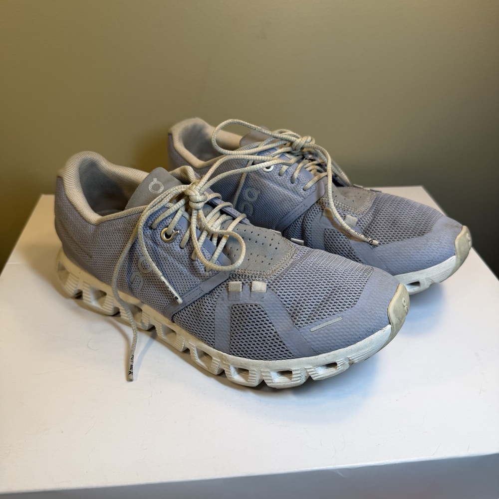On Cloud 5 Women's Athletic Sneakers Purple Blue Size 7.5 Mesh Running Shoes